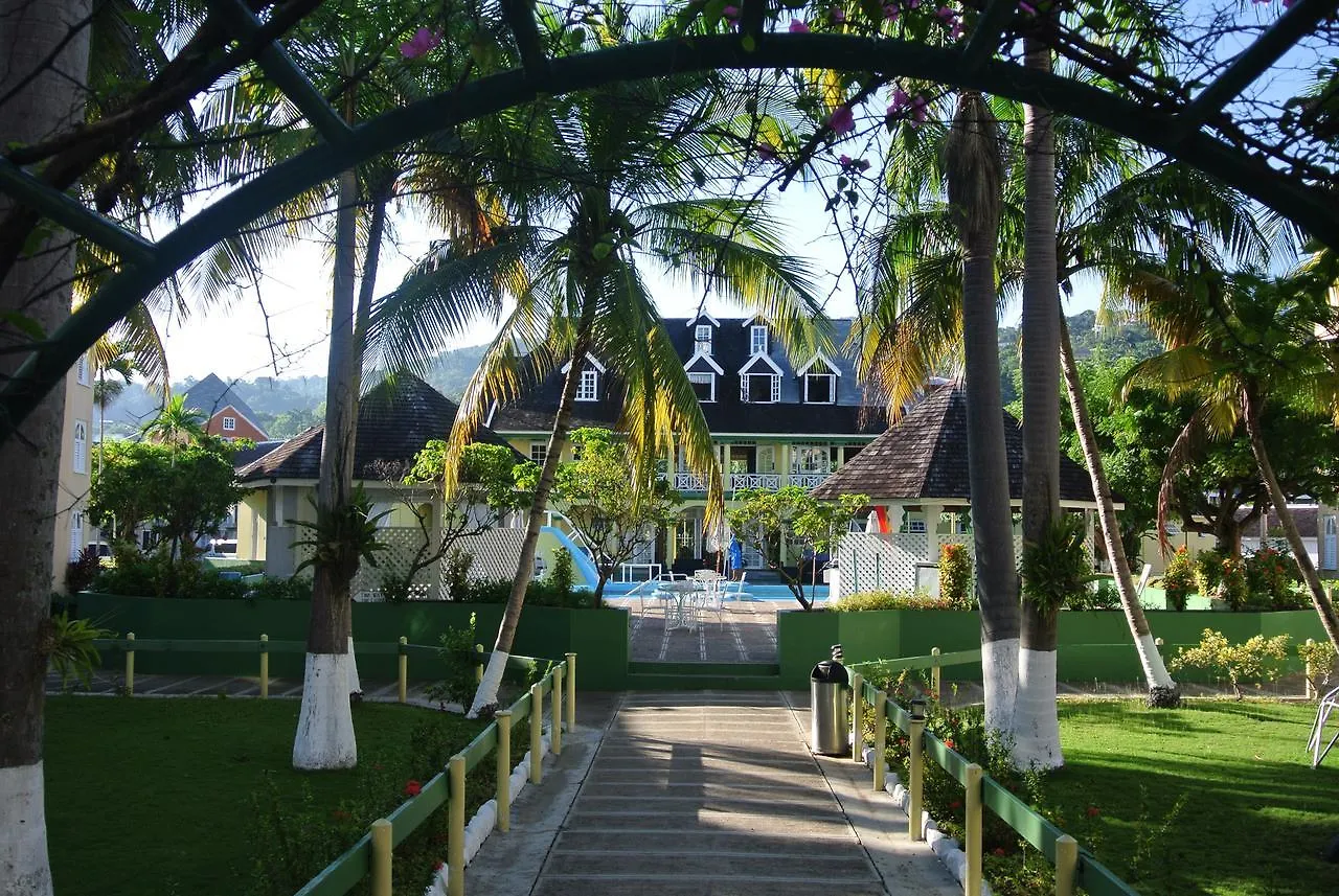 ** Aparthotel Beach Two Bedroom Loft Suite E29 Ocho Rios Jamaica