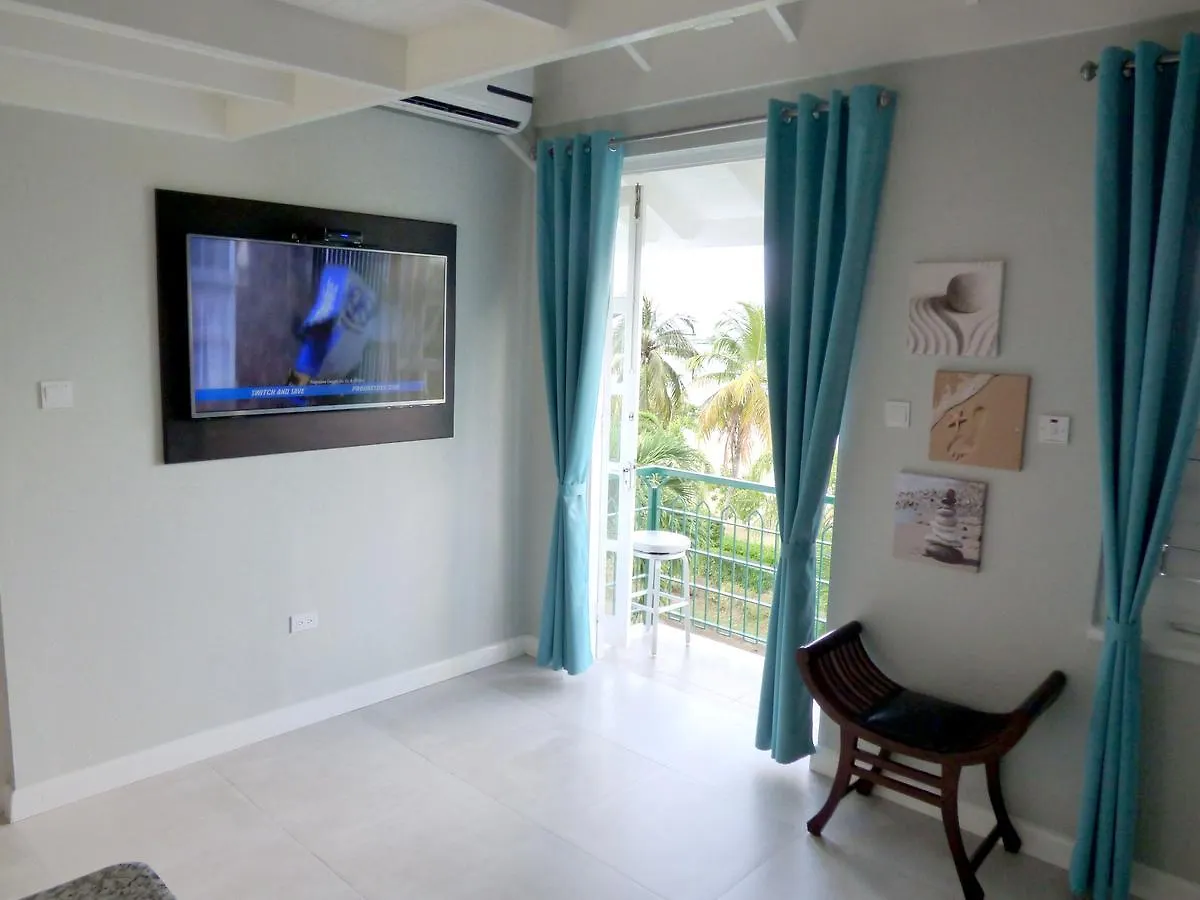 Beach Two Bedroom Loft Suite E29 Ocho Rios