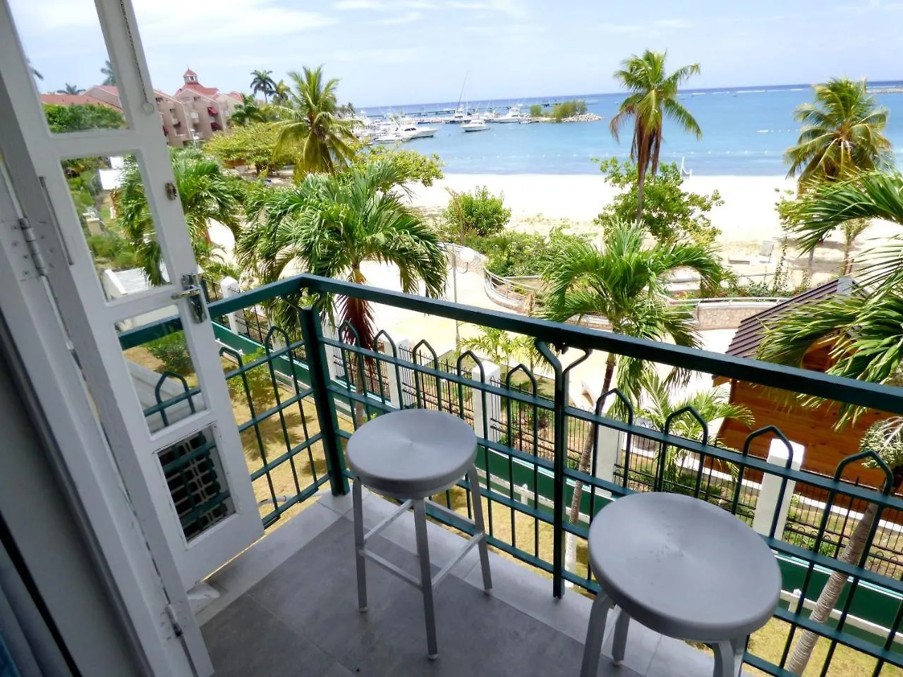 Aparthotel Beach Two Bedroom Loft Suite E29 Ocho Rios