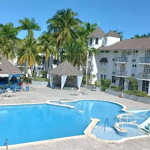 One Bedroom 2 Ocho Rios